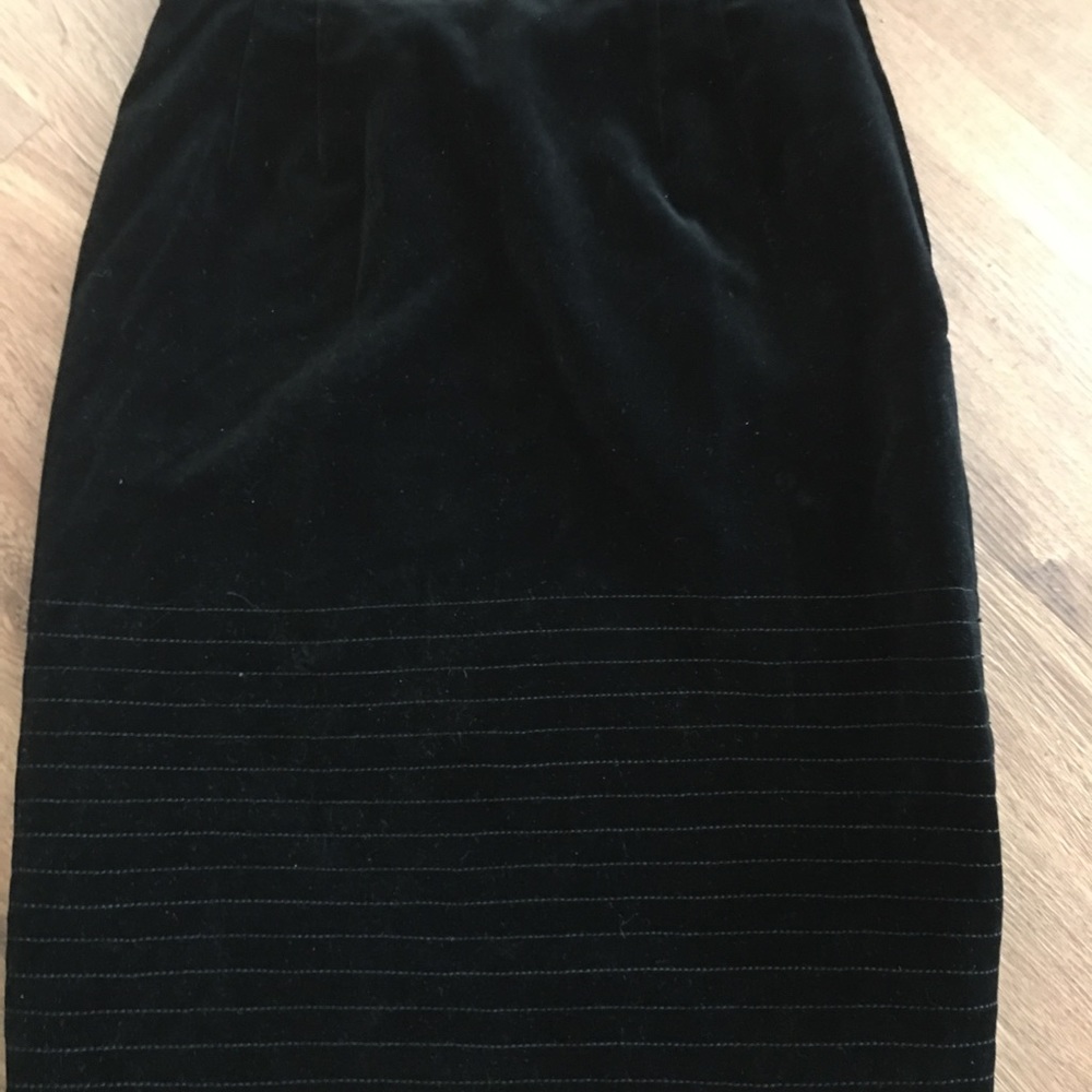 Vintage Valentino Skirt!!!!!